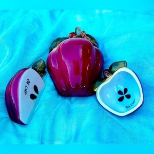 Apple Kitchen Decor Measuring Cups